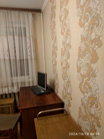 Голосіївський просп. (40-річчя Жовтня), 9