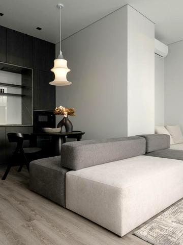Салютна вул., (Будинок 02301-02303)
