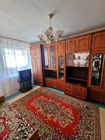 Метробудівська вул., 5