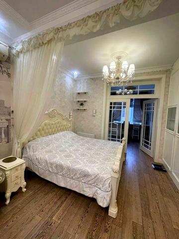 Жилянська вул., 118