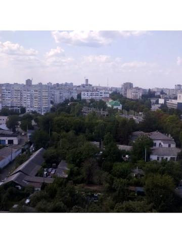 Пастерівська вул., 11