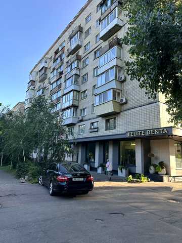 Івана Мазепи вул. (Січневого Повстання), 4