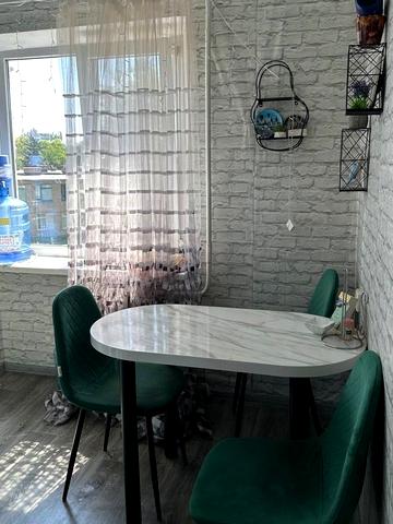 Парамонова вул., 11