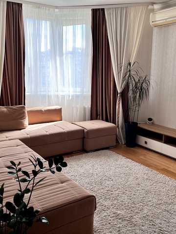Петра Григоренка просп., 20