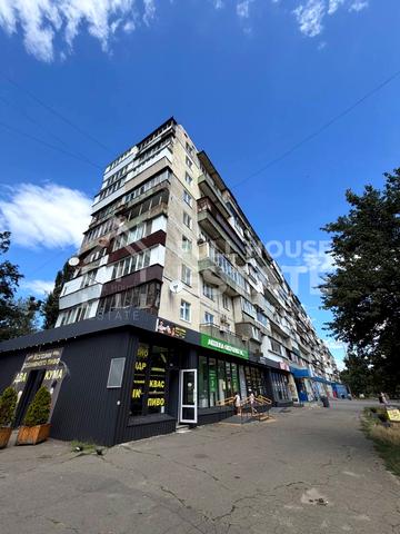 Ореста Левицького вул. (Академіка Курчатова), 23