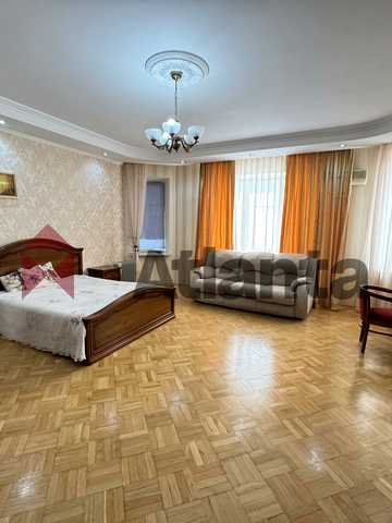 Педагогічна вул., 27