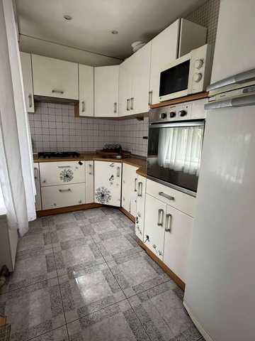 Українська вул., 34