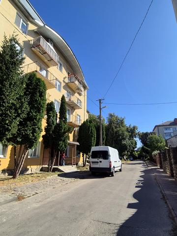 Полковника Нечая вул., 31
