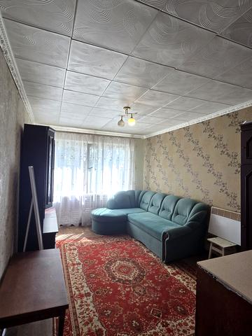 Університетський просп., 21