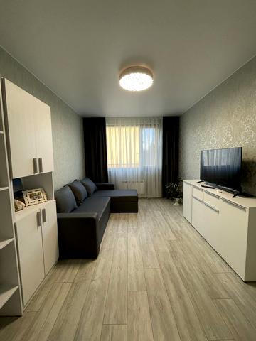 Героїв 128-ї Бригади вул. (8 Березня), 37
