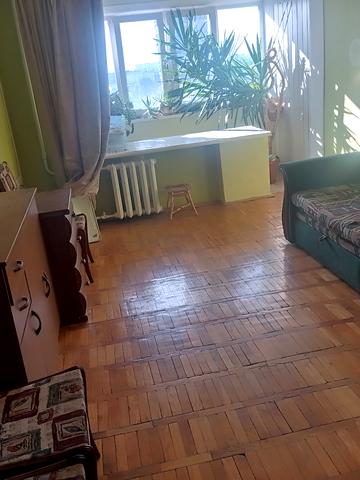 Ґарета Джонса вул. (Сімї Хохлових), 1
