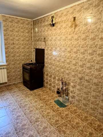 Автозаводська вул., 7