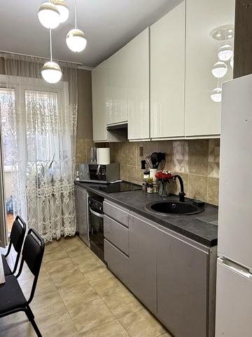 Старонаводницька вул., 6