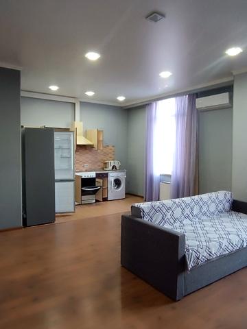 Олександра Свіща вул. (Середня), 24 к1