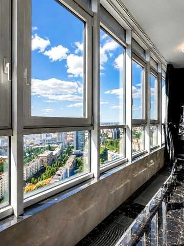 Лесі Українки бульв., 7-В
