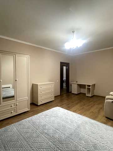 Єлизавети Чавдар вул., 7