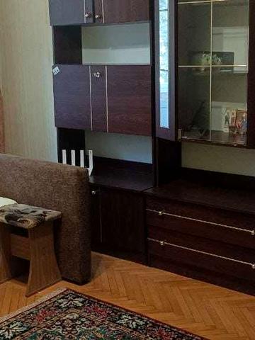 Гната Юри вул., 3
