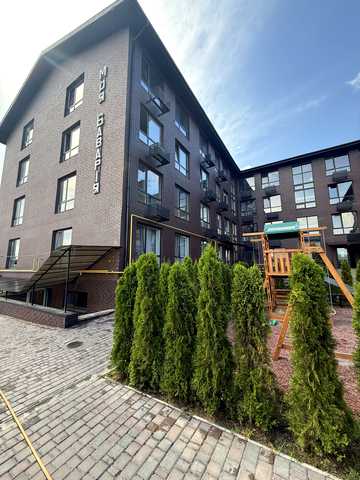 Енергетиків вул., 15