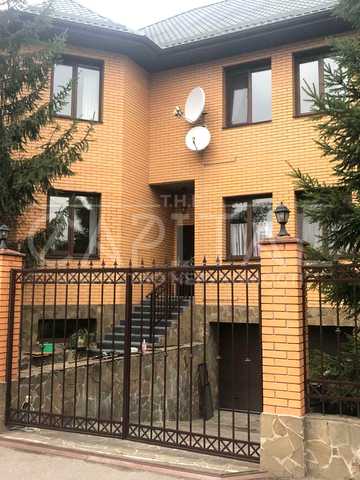 Богатирська вул.