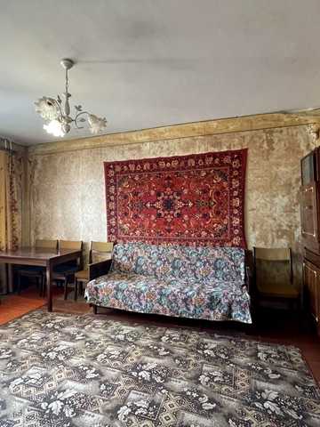 Семафорна вул., 34