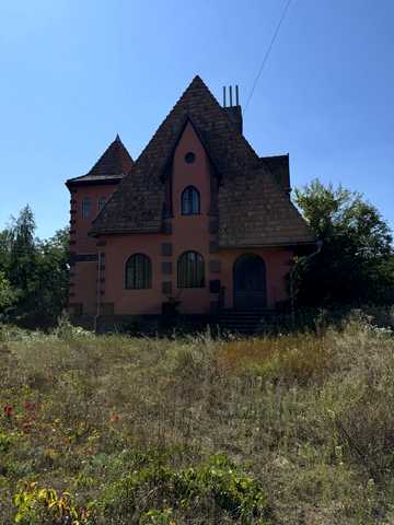 Вишнева, 51