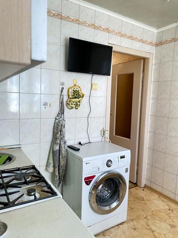 Вартових Неба вул. (Тобольська), 48