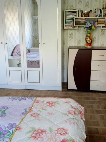 Братиславська вул., 34