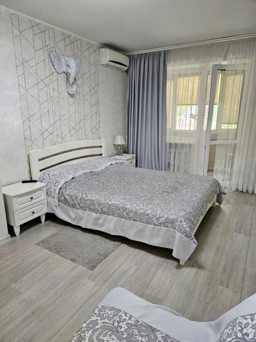 Решата Аметова вул. (Романа Кармена), 15