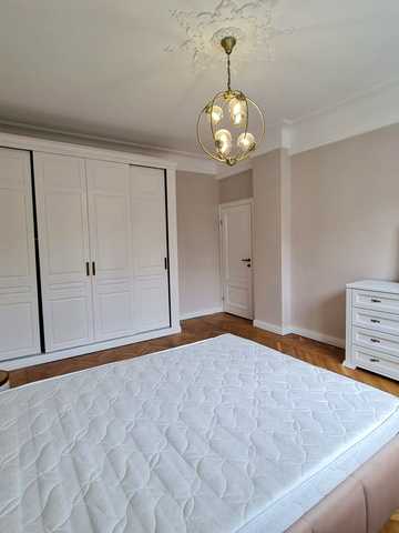 Берестейський просп. (Перемоги), 30