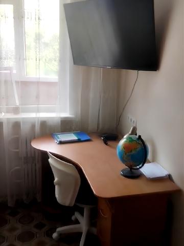 Метробудівників вул., 40