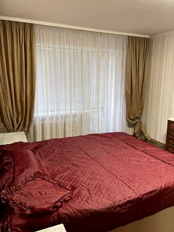 Вадима Гурова вул. (Постишева), 35