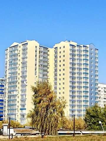 Яни Червоної вул., 11а