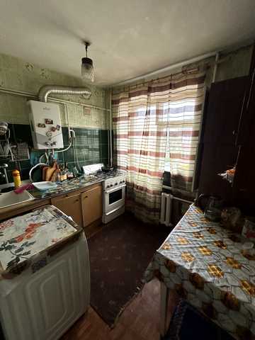 Грушевського вул., 74