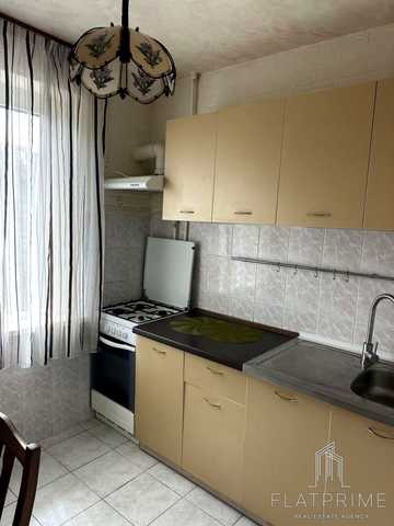 Леся Курбаса просп., 12-В