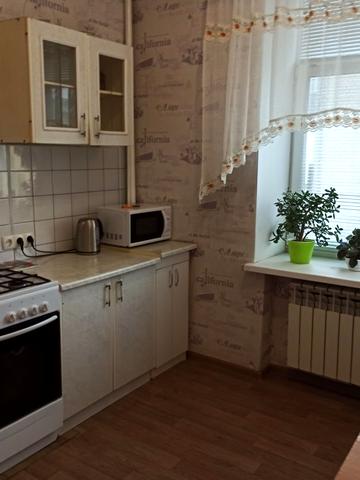 128-ї Бригади Тероборони вул. (Курчатова), 4