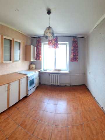 Академіка Корольова вул., 50