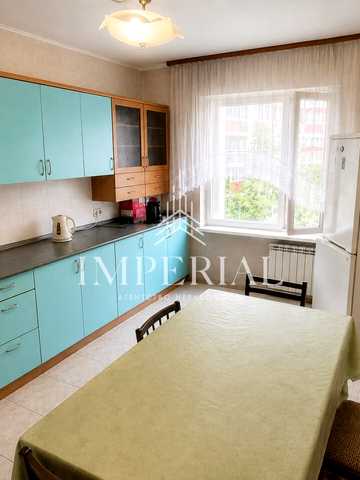 Миколи Бажана просп., 36