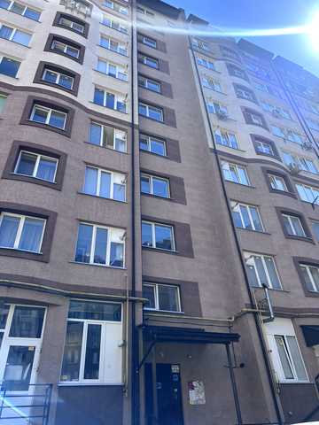 Володимира Івасюка вул., (Будинок)