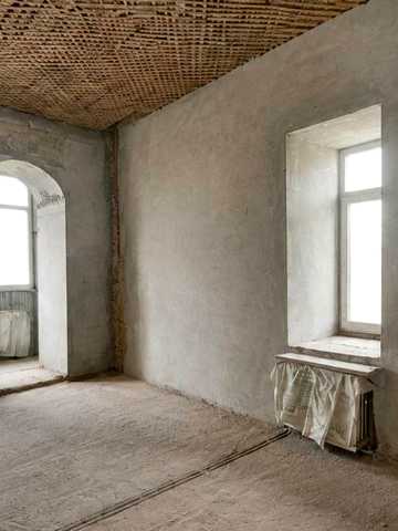 Миколаївська вул. (Короленка), 18