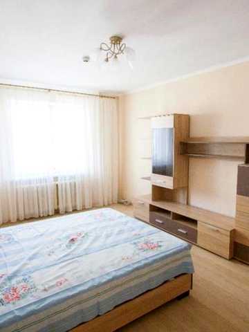 Григорія Ващенка вул., 7