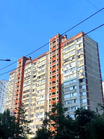 Милославська вул., 3