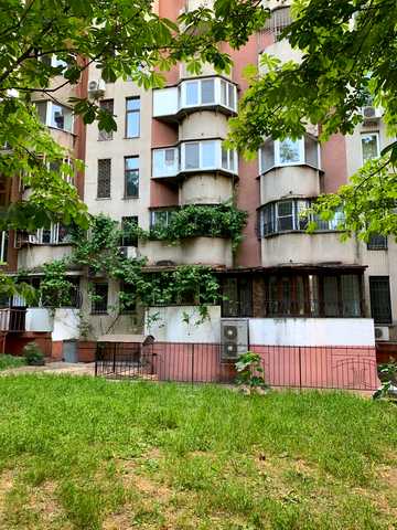 Пантелеймонівська вул., 15а