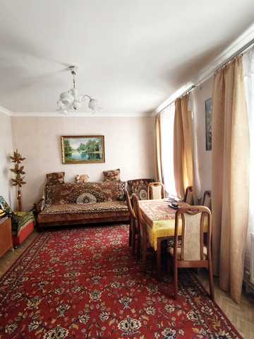 Першотравнева