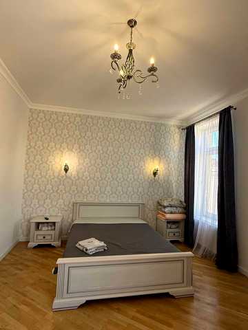 Пекарська вул., 34