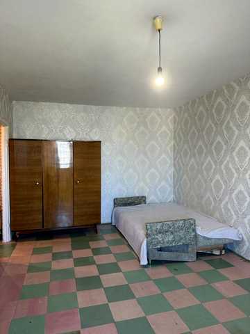 Героїв просп., 23
