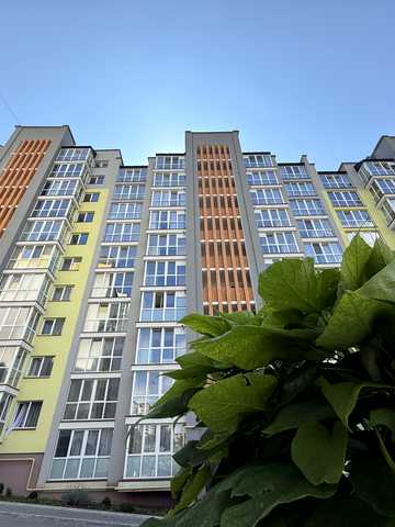 Володимира Великого вул., (Будинок 2)