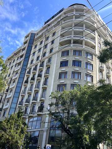 Грецька вул., 1а