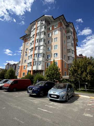 Бориса Гмирі вул., 10
