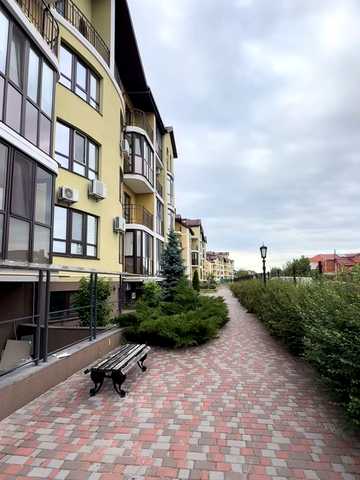 Фельдмана вул., (Будинок 3)