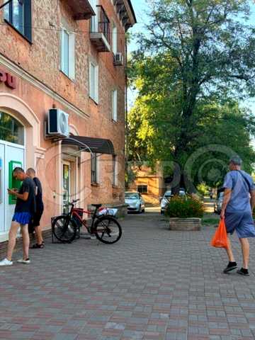 Алмазна вул. (Погребняка), 4